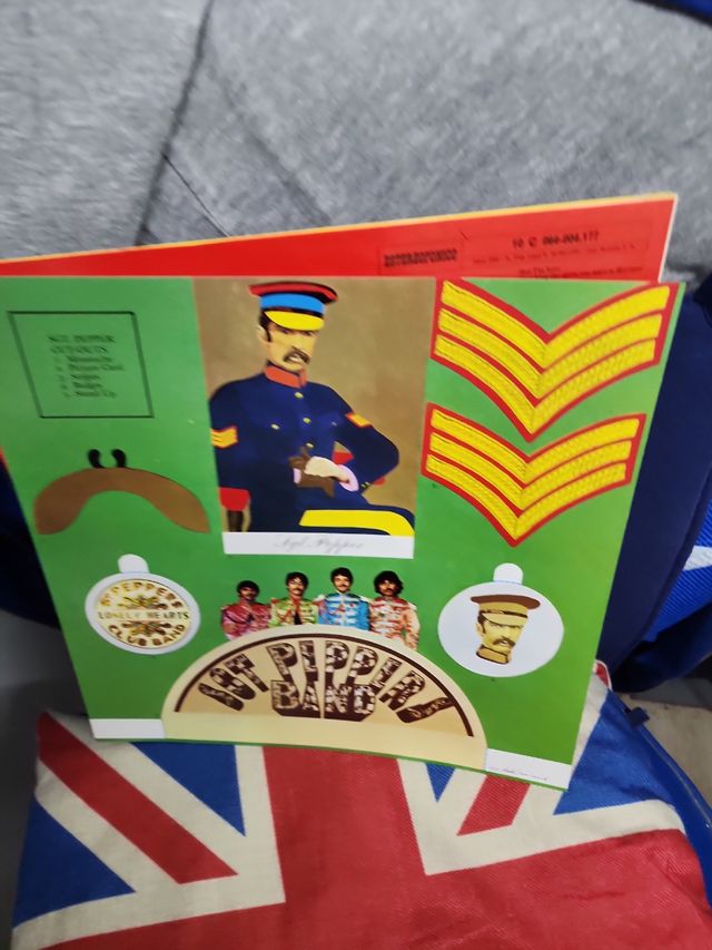 THE BEATLES SGT.PEPPERS EDICION SPAIN EX / EX