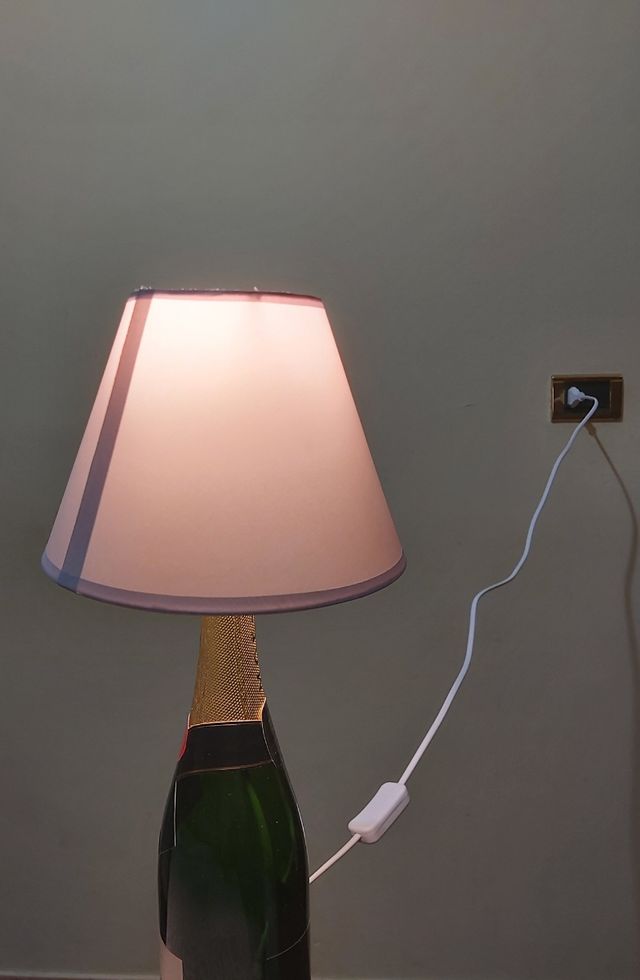 lampada Moet & Chandon