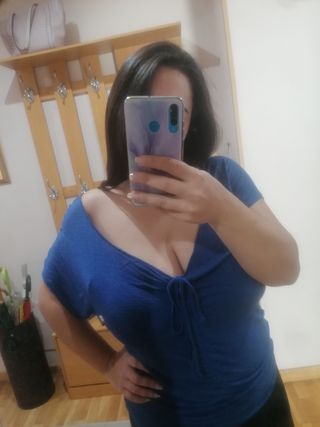 camiseta azul