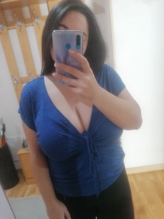 camiseta azul