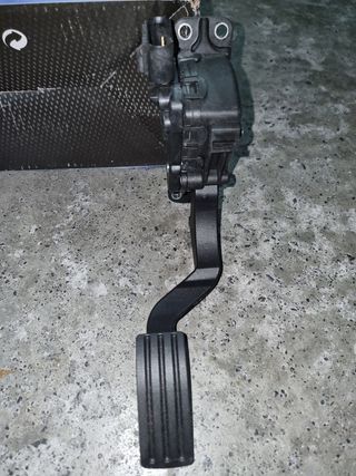 Pedal accelerador potenciometro ford tdci 90cv nue