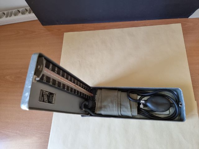 Sfigmomanometro analogico a mercurio