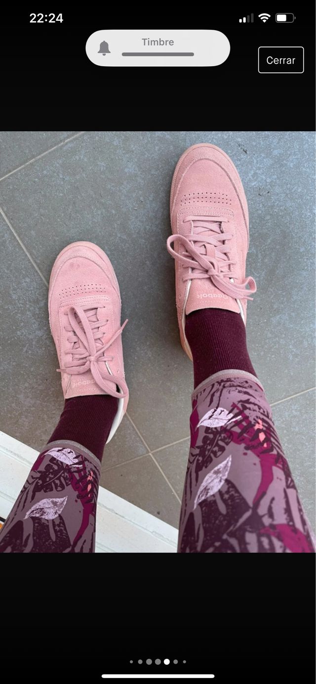 Zapatillas de ante rosas de Reebok