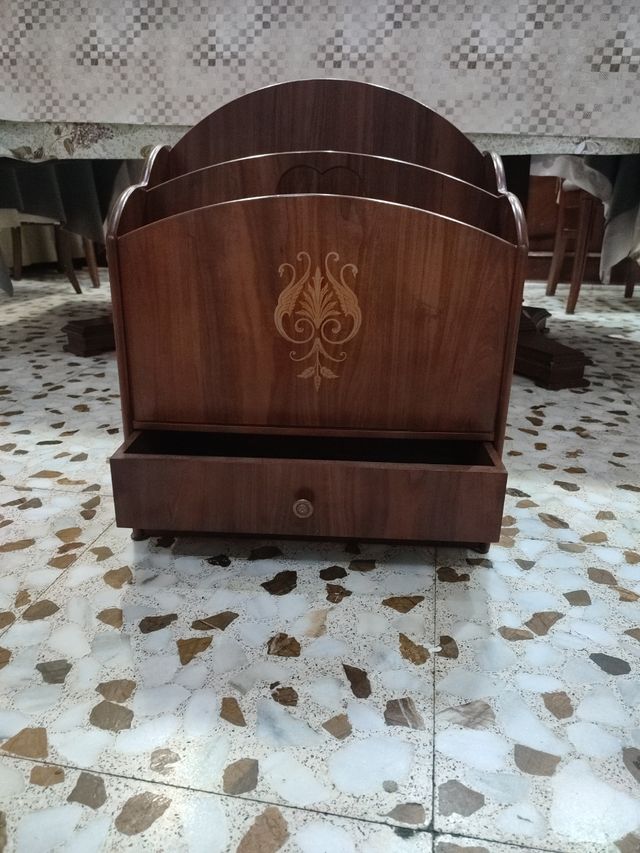 Proyector luminoso giratorio