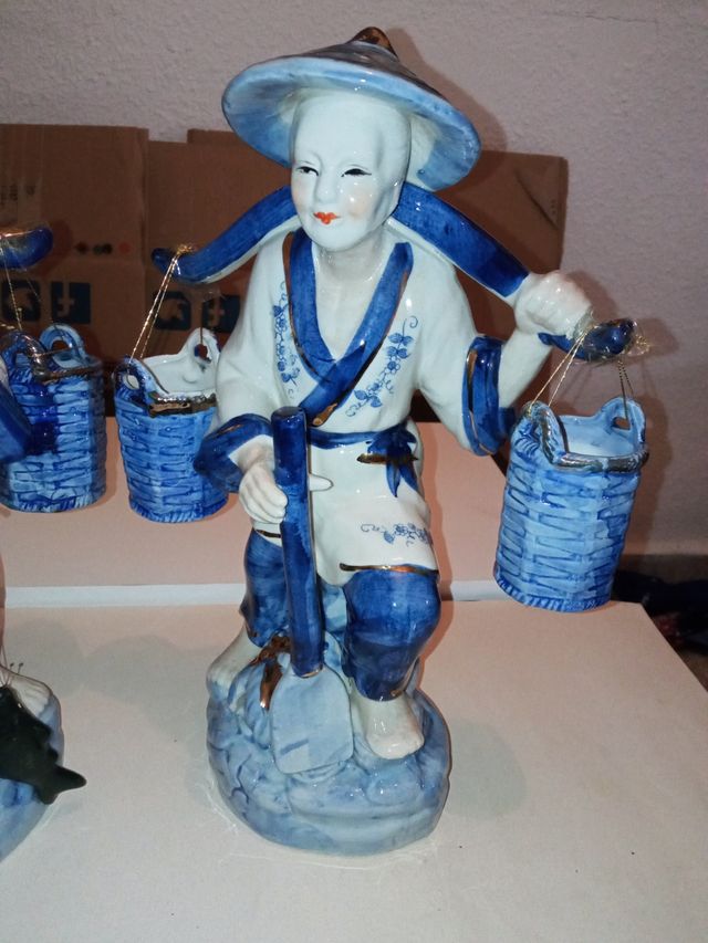 pareja de figuras de cerámica japonesas