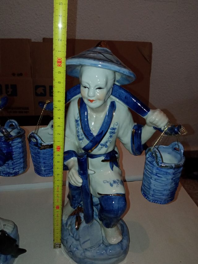 pareja de figuras de cerámica japonesas