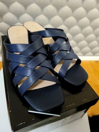 Sandalias tacón mule 6cm Cortefiel azul talla 37