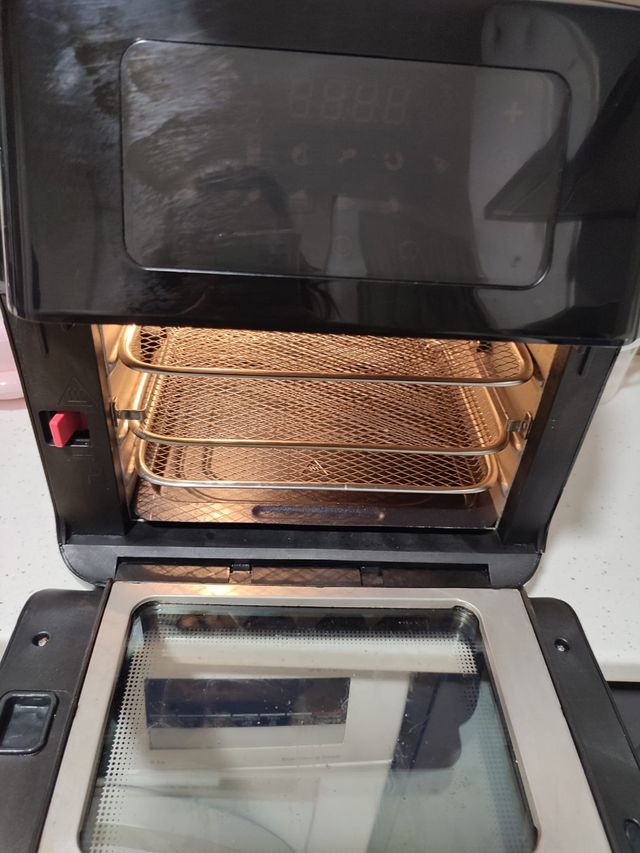 se vende freidora de aire