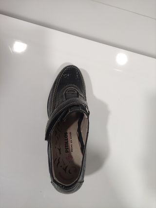 Zapatos nuevos sin usar marca Pitillos