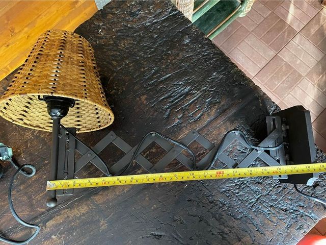 Lampada da muro estensibile