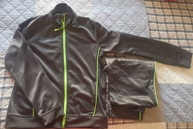 chándal gris 16 años