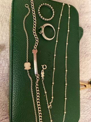 Joyería Tous y Pandora 