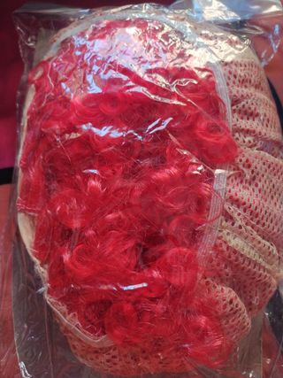 Peluca corta roja