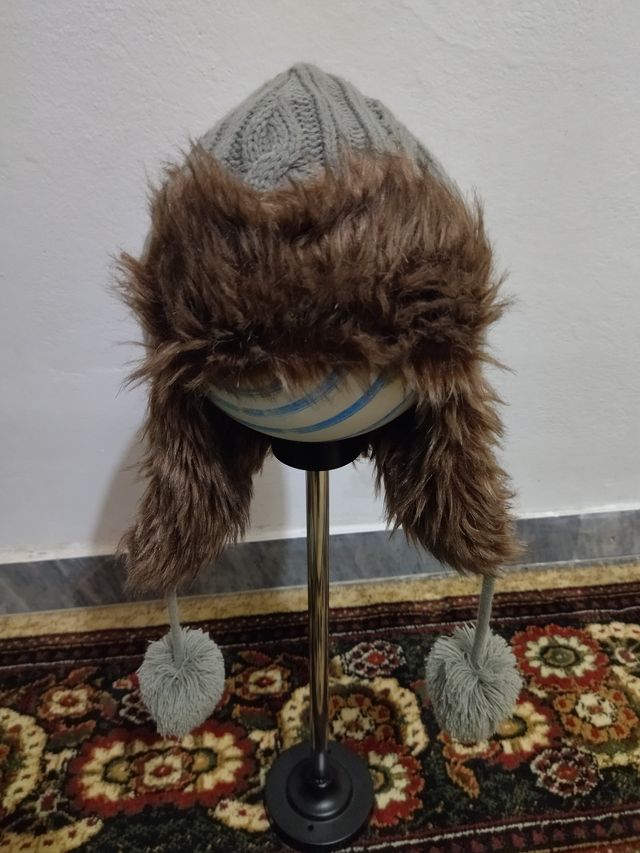 cappello invernale e caldo