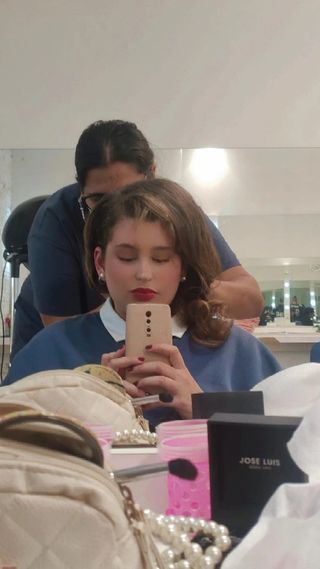 Peluquera de Señoras a Domicilio.