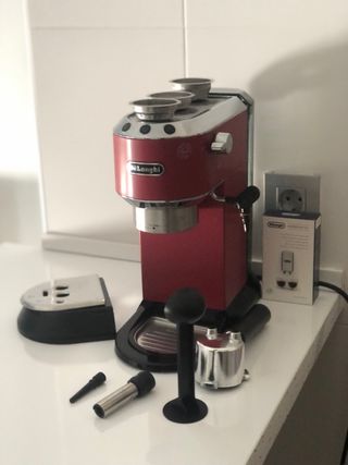 Cafetera DELHONGUI