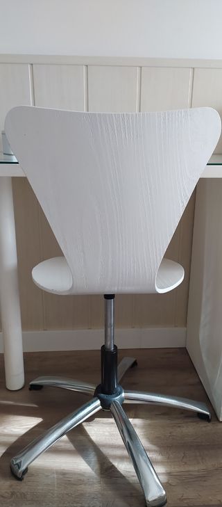 Silla estudio  de Madera . Diseño)