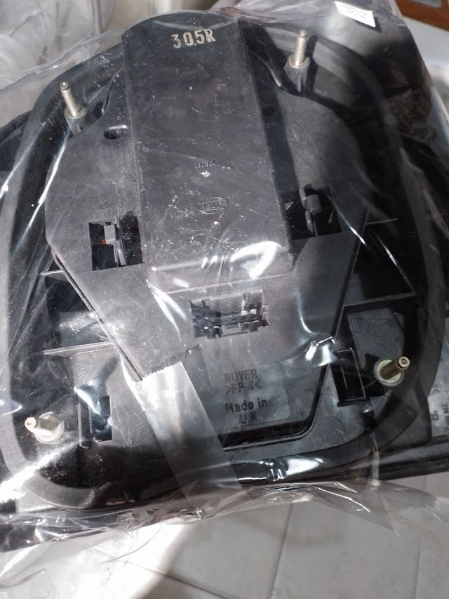 Faróis e sinais de viragem para carros Opel Omega