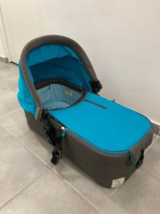 Carro de bebé trío con complementos