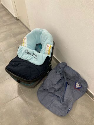 Carro de bebé trío con complementos