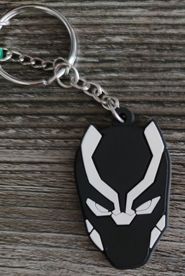 Llavero Black Phanter