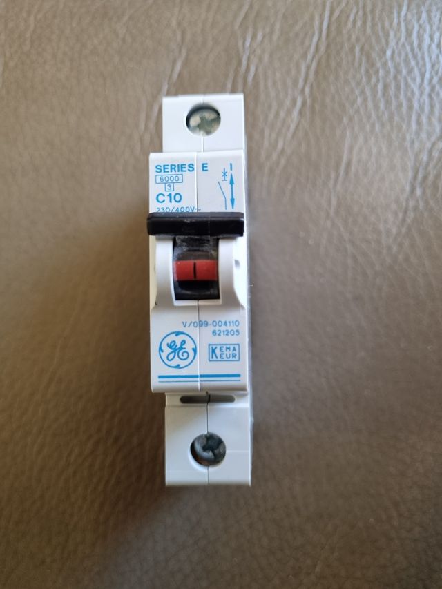 Interruptor Magnetotermico Kema Keur series E