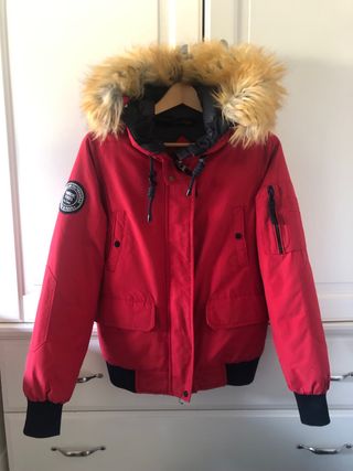 Cazadora acolchada Bershka XS 