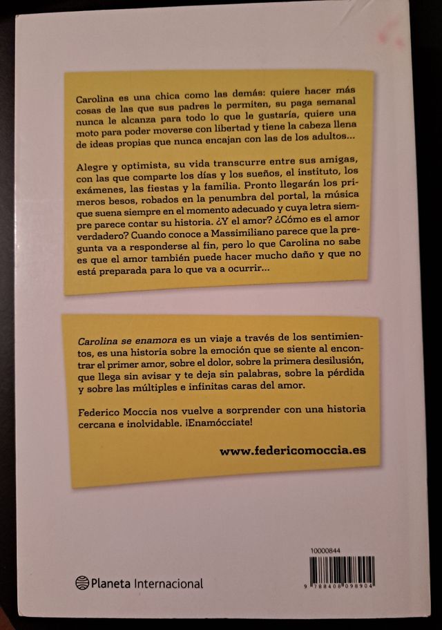 Libro Carolina se enamora