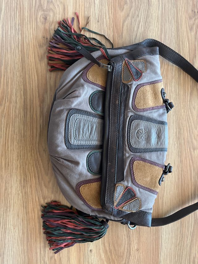 Precioso bolso de hoss intropia