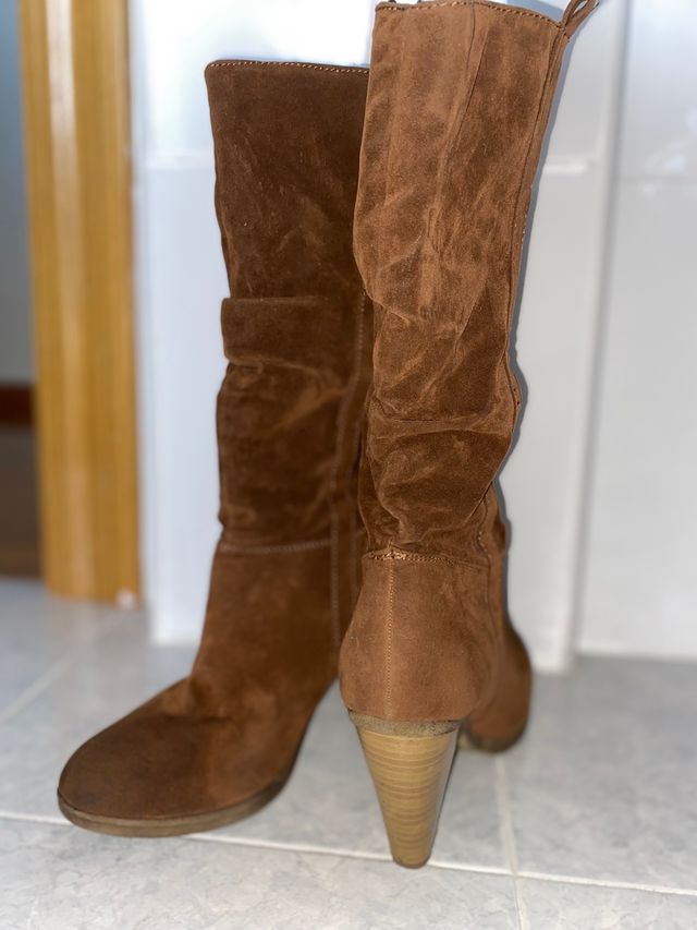 Botas altas de tacón