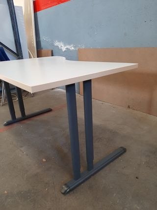 Mesa escritorio despacho con ala. Ref M48P