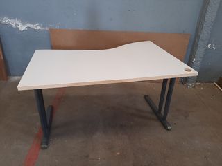 Mesa escritorio despacho con ala. Ref M48P