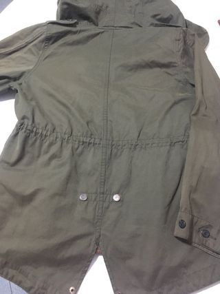 Parka verde caqui con chaleco desmontable