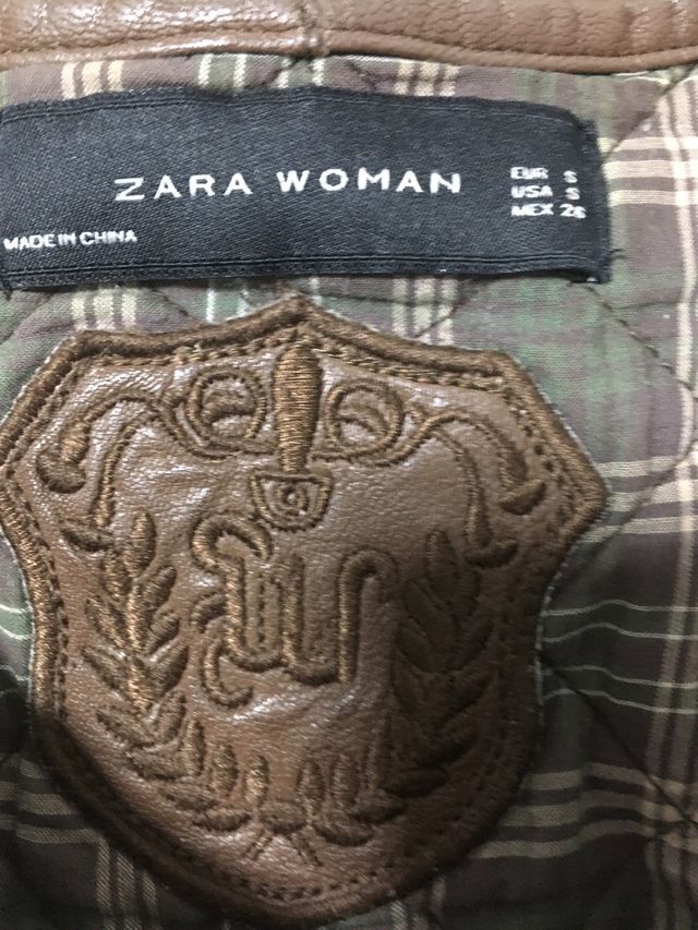 Parka verde caqui con chaleco desmontable