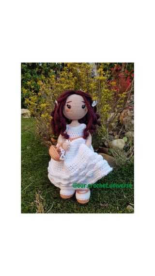 Muñeca comunión amigurumi
