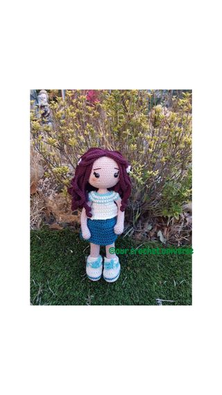 Muñeca comunión amigurumi