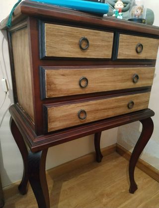 Mesita de noche o auxiliar vintage