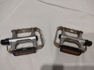 Pedales antideslizante