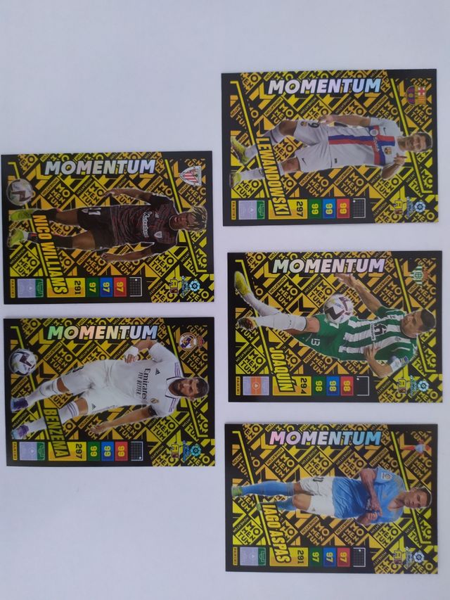 lote de los 6 Momentum  Adrenalyn 2022 23