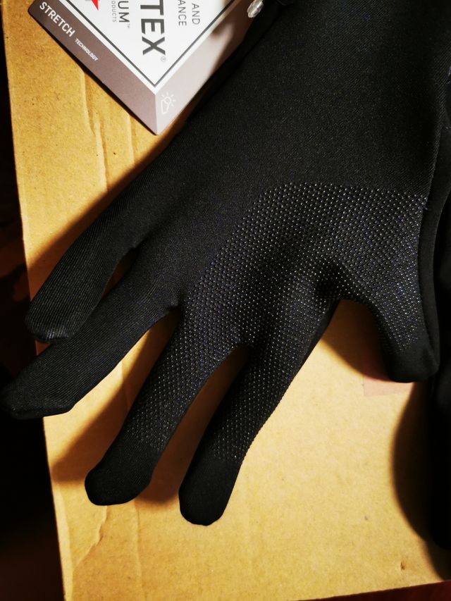 GUANTES MUJER THE NORTH FACE CLOSEFIT SOFTSHELL 