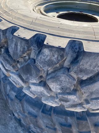 Rueda Camion Ejercito 365/85 r20