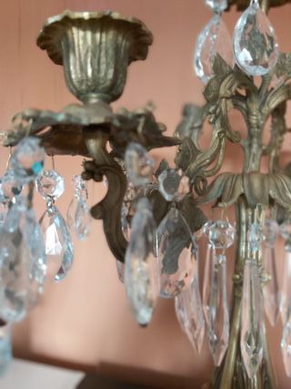 2 Candelabros antiguos bronce y cristal de roca