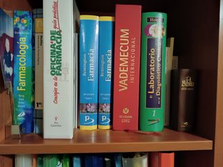 Libros cientificos de Farmacia y medicin