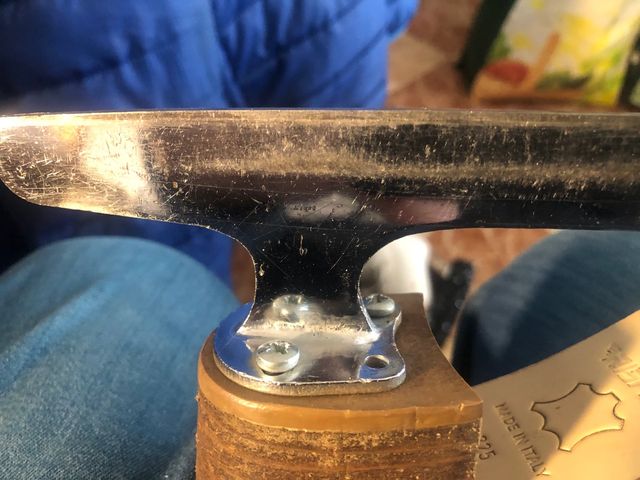 Bota Risport con Cuchillas