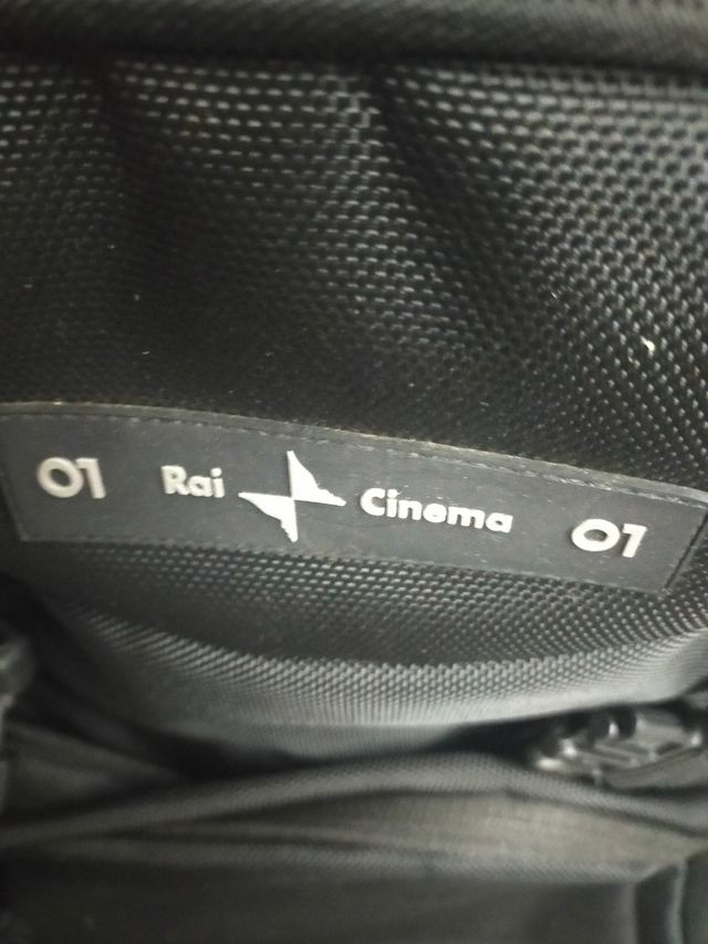 trolley valigia Rai cinema