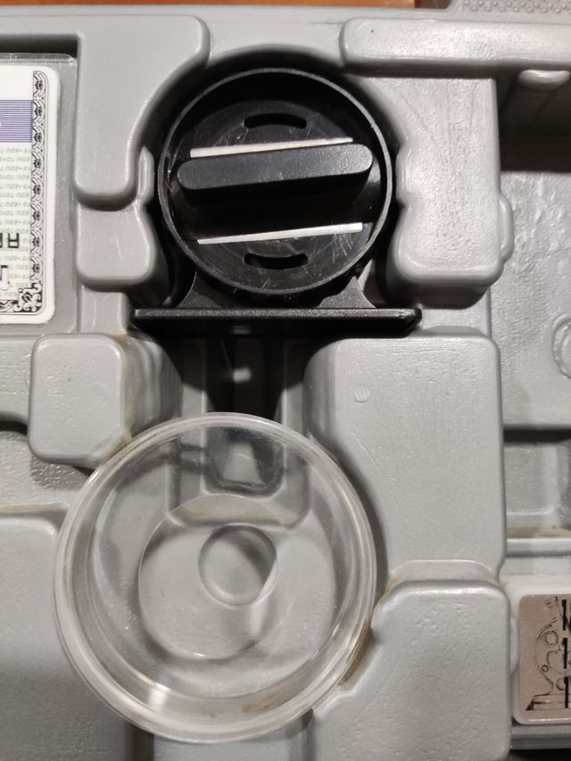 MICROSCOPIO CON MALETÍN INFANTIL