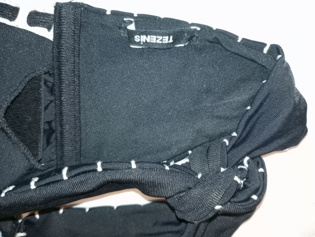 Nuovo reggiseno bikini nero XS