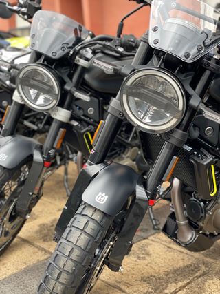 Husqvarna Svartpilen 2023