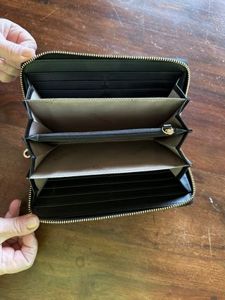 Monedero Guess negro