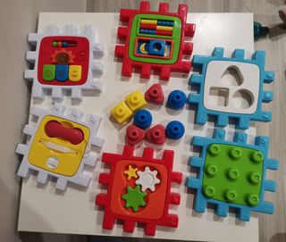 Cubo multiactividad bebé